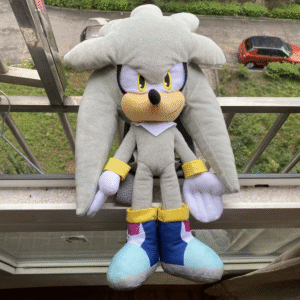 Mochila Peluche Silver the Hedgehog A1